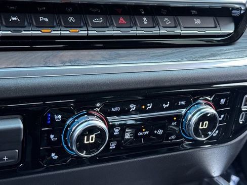 New 2026 GMC Sierra 1500 SLT w/ SLT Premium Plus Package image 19