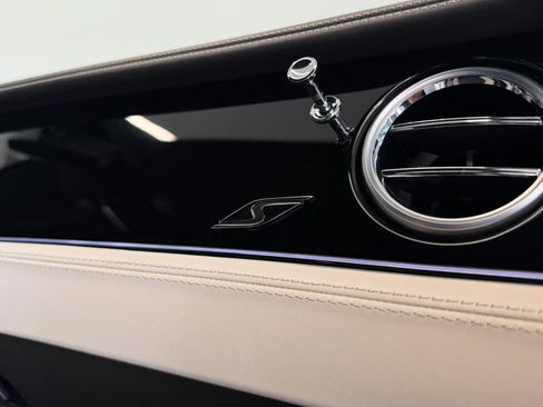 Used 2023 Bentley Continental GT S AWD/4WD image 37