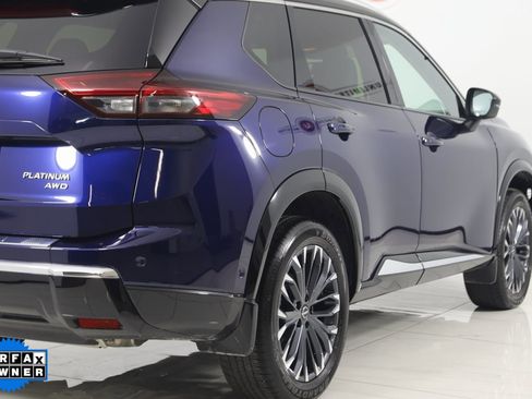 Used 2024 Nissan Rogue Platinum image 50