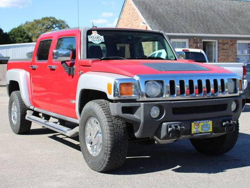 Used 2009 HUMMER H3T Luxury image 11