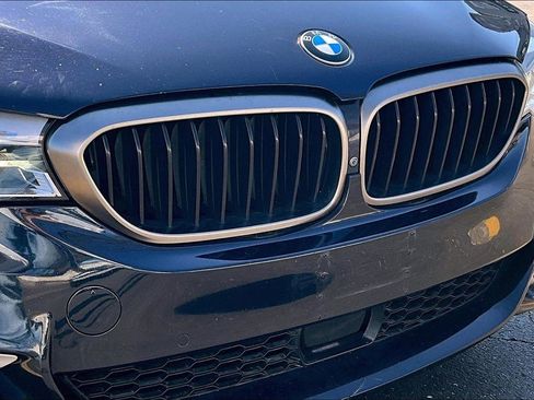 Used 2019 BMW M550i xDrive image 33