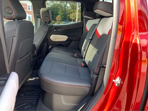 Used 2024 GMC Canyon AT4X image 22