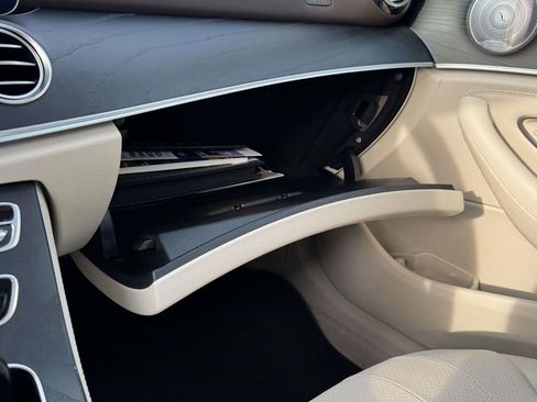 Used 2020 Mercedes-Benz E 350 4MATIC Sedan image 34
