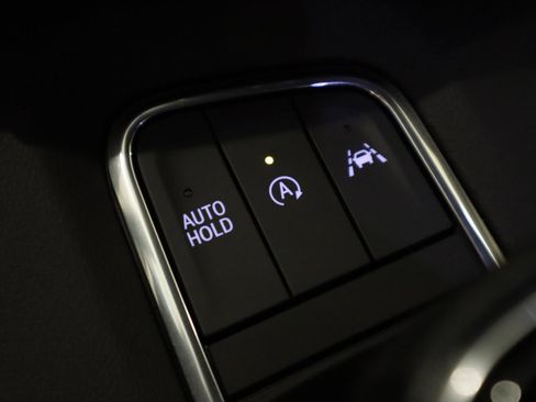 Used 2024 Cadillac Escalade Premium Luxury AWD/4WD image 36