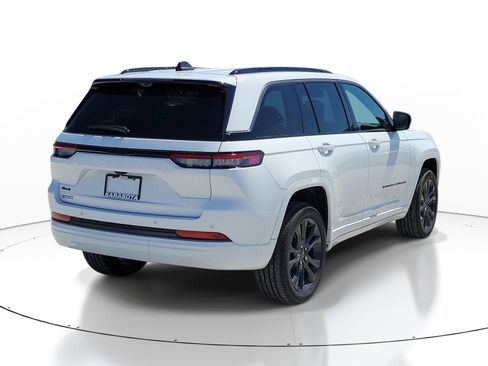 New 2026 Jeep Grand Cherokee Limited Reserve AWD/4WD image 6