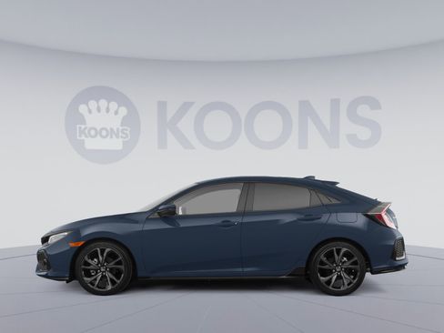 Used 2018 Honda Civic Sport Touring image 2