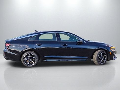 New 2026 Kia K5 GT-Line image 4