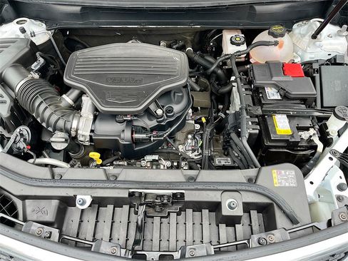 Certified 2025 Cadillac XT5 Premium Luxury image 34