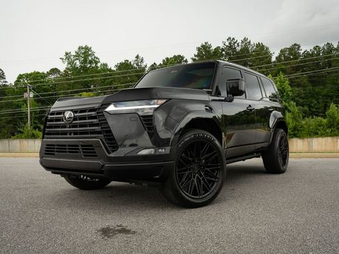 Used 2025 Lexus GX 550 w/ Accessory Package (2T) AWD/4WD image 5