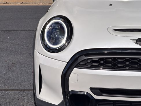 Used 2024 MINI Cooper S w/ Signature Upholstery Package FWD image 18
