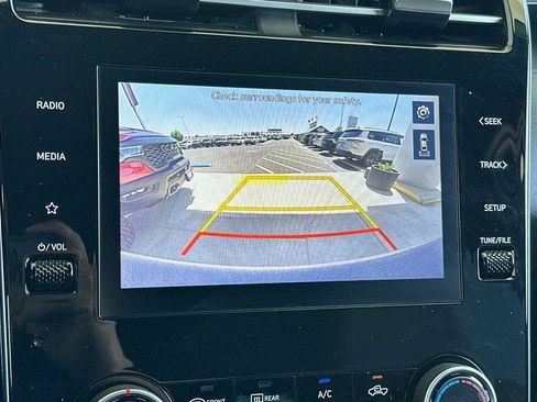 Used 2023 Hyundai Santa Cruz SEL w/ Cargo Package AWD/4WD image 18
