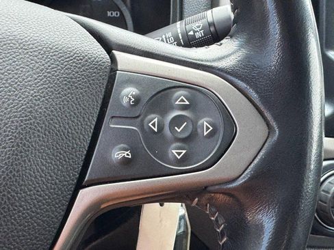 Used 2017 Chevrolet Colorado Z71 image 18