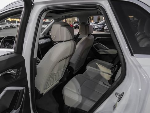Used 2021 Audi Q3 2.0T Premium w/ Convenience Package image 39