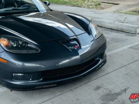 Used 2010 Chevrolet Corvette Grand Sport w/ Preferred Equipment Group image 23