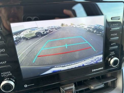 Used 2022 Toyota Corolla Cross L image 33