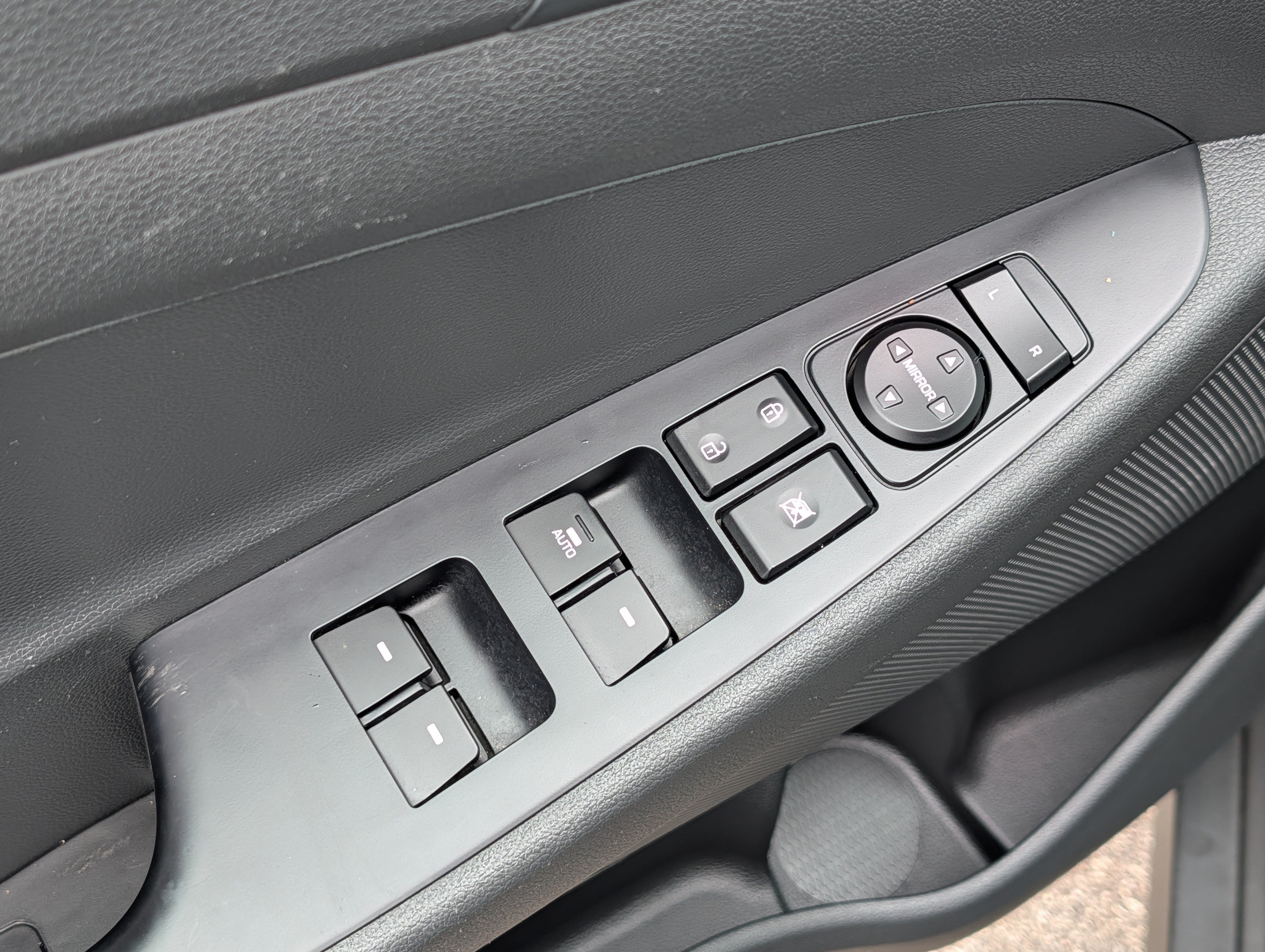 Used 2019 Hyundai Tucson Value AWD/4WD image 19