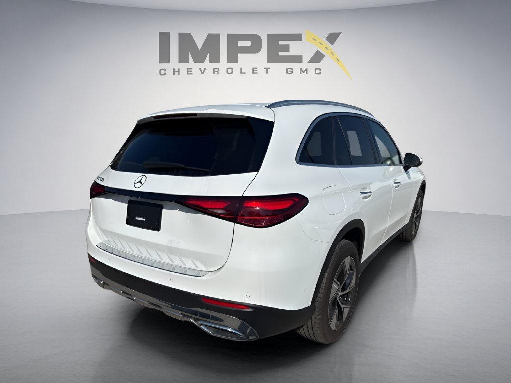 Used 2023 Mercedes-Benz GLC 300 image 4