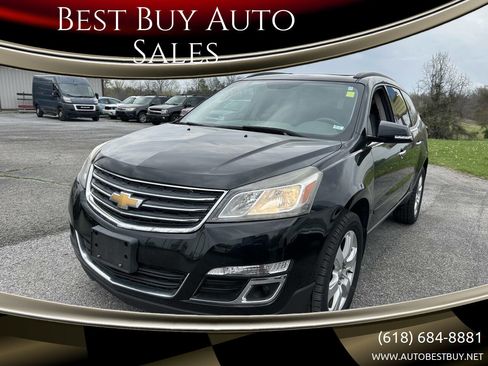 Used 2017 Chevrolet Traverse LT w/ Style and Technology Package FWD image 1
