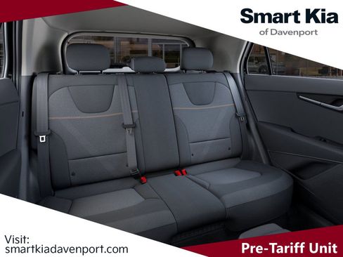 New 2025 Kia Niro LX image 16