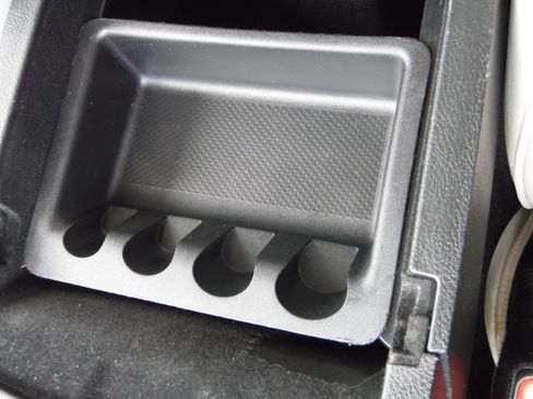 Used 2019 Chrysler 300 Limited image 37