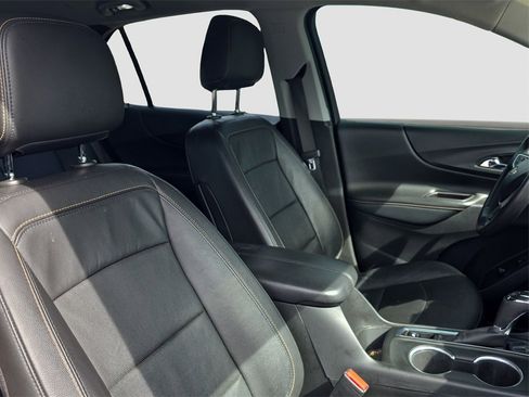 Used 2021 Chevrolet Equinox Premier w/ Redline Edition image 18