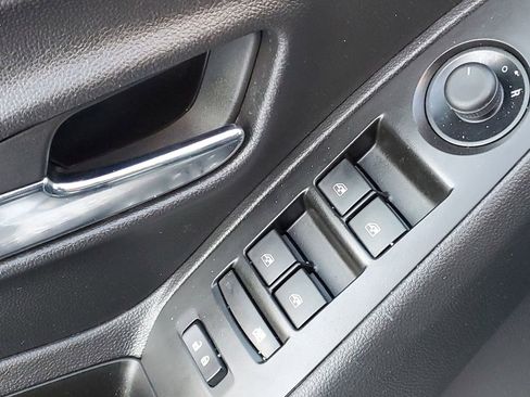 Used 2022 Chevrolet Trax LT w/ Driver Confidence Package image 28