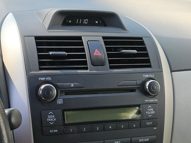 Used 2013 Toyota Corolla L FWD image 12