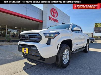 New 2025 Toyota Tacoma SR5
