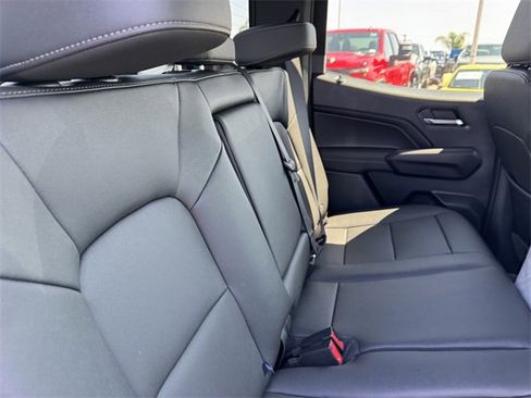 New 2025 Chevrolet Colorado LT w/ LT Convenience Package image 9
