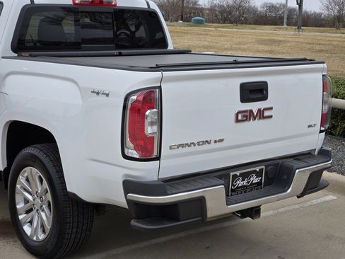 Used 2018 GMC Canyon SLT w/ Trailering Package image 14