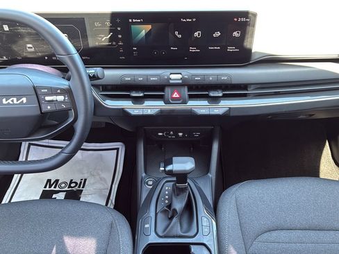 Certified 2025 Kia K4 EX FWD image 23