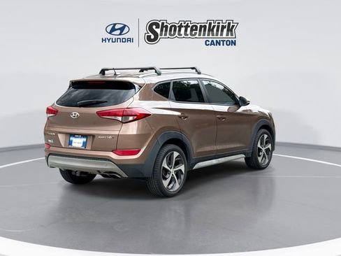 Used 2017 Hyundai Tucson Sport image 8
