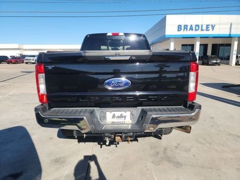 Used 2019 Ford F250 Lariat w/ Chrome Package AWD/4WD image 5