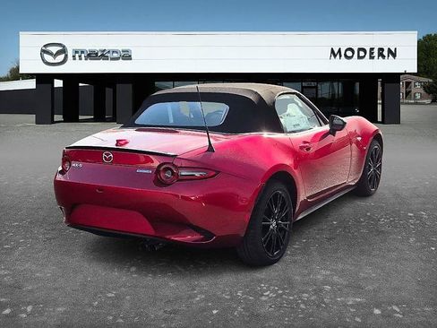 New 2026 MAZDA MX-5 Miata Club w/ Interior Package RWD image 5