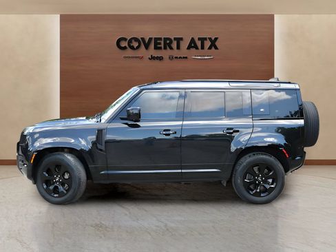 Used 2024 Land Rover Defender 110 X-Dynamic SE AWD/4WD image 2