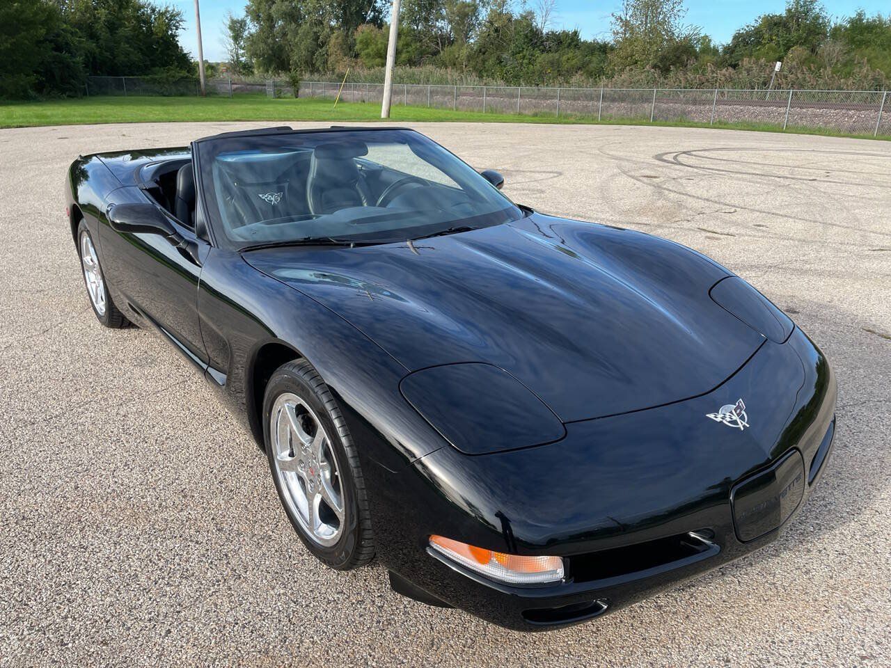 Used 2003 Chevrolet Corvette Convertible w/ Preferred Equipment Group1 RWD image 28