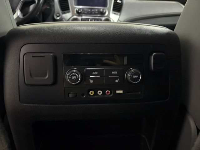 Used 2015 Chevrolet Suburban LT AWD/4WD image 21