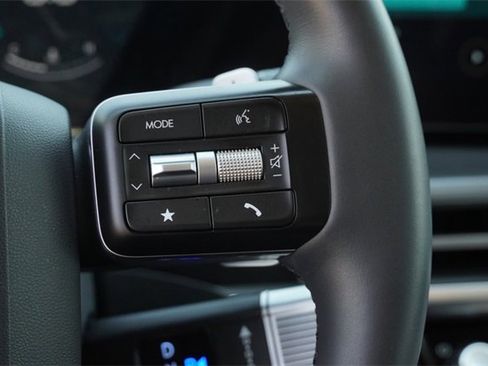 Used 2025 Hyundai Santa Fe SEL image 26