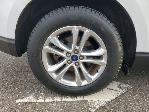 Used 2017 Ford Edge SEL w/ Equipment Group 201A image 5