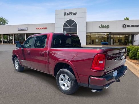 Used 2025 RAM 1500 Big Horn AWD/4WD image 4