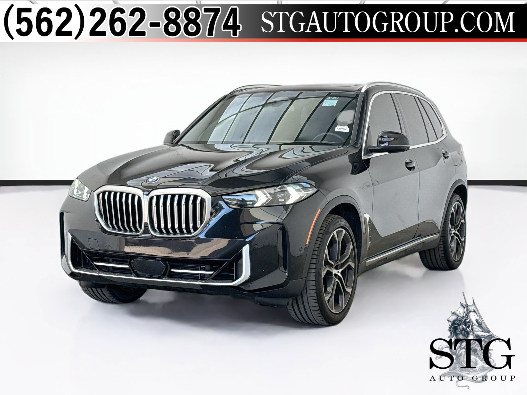 Used 2024 BMW X5 sDrive40i w/ Parking Assistance Package RWD image 1