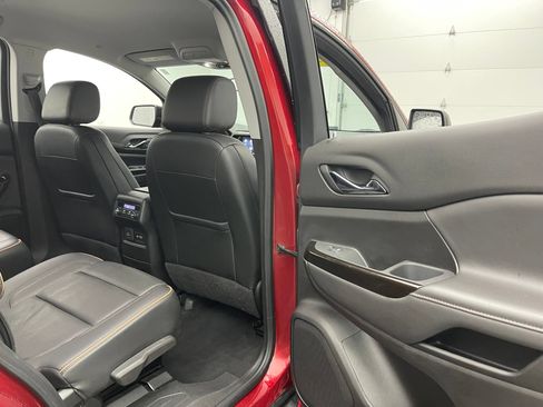 Used 2023 GMC Acadia AT4 w/ Trailering Package AWD/4WD image 34
