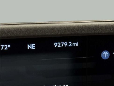 Certified 2025 Lincoln Nautilus Premier w/ Equipment Group 102A AWD/4WD image 24