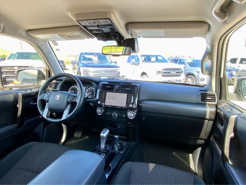 Used 2024 Toyota 4Runner TRD Off-Road AWD/4WD image 29