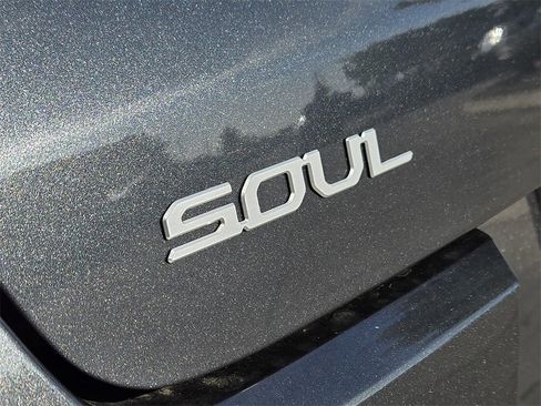 New 2025 Kia Soul LX w/ LX Technology Package image 7