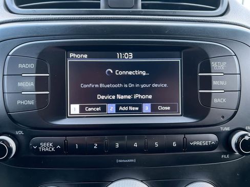 Used 2017 Kia Soul image 18