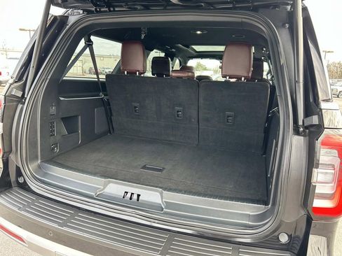 Used 2023 Ford Expedition Max Limited image 13