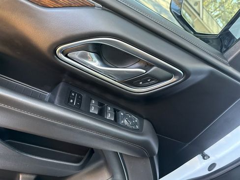 Used 2024 Chevrolet Tahoe High Country image 21