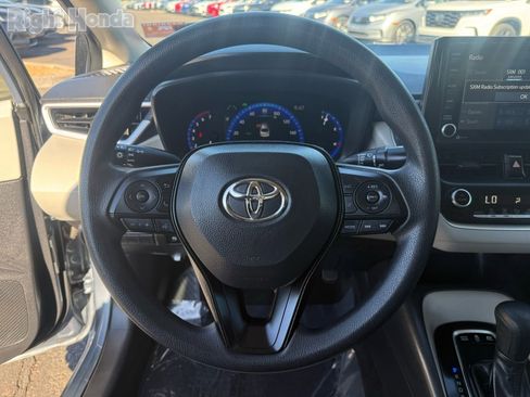 Used 2022 Toyota Corolla LE image 14