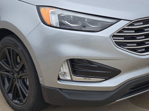 Used 2020 Ford Edge Titanium w/ Equipment Group 301A AWD/4WD image 30